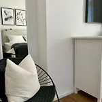 Wohlfuehl-apartment Elbtal Апартаменты *